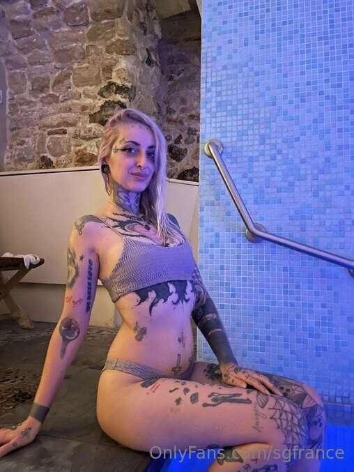 It's spa time with @gladycesuicide