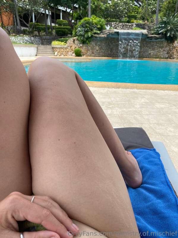 Nothing beats a pool day 