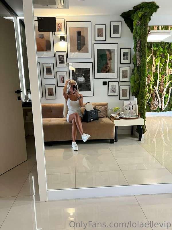 #### Found this big mirror and can't help to take a picture...