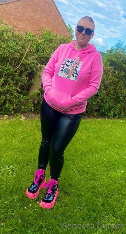 curvesrebecca69 image #11