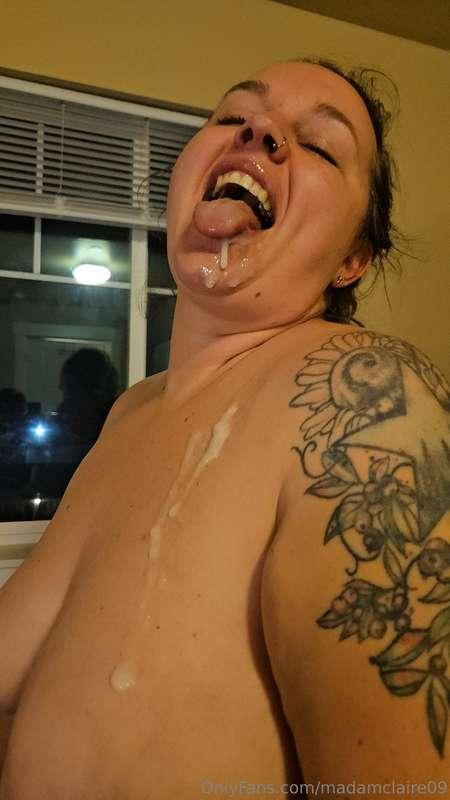 This was from a christmas eve gang bang. I got covered! Then..