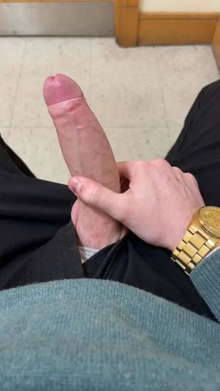 I might be dressed fancy but deep down I’m a filthy boy 😈