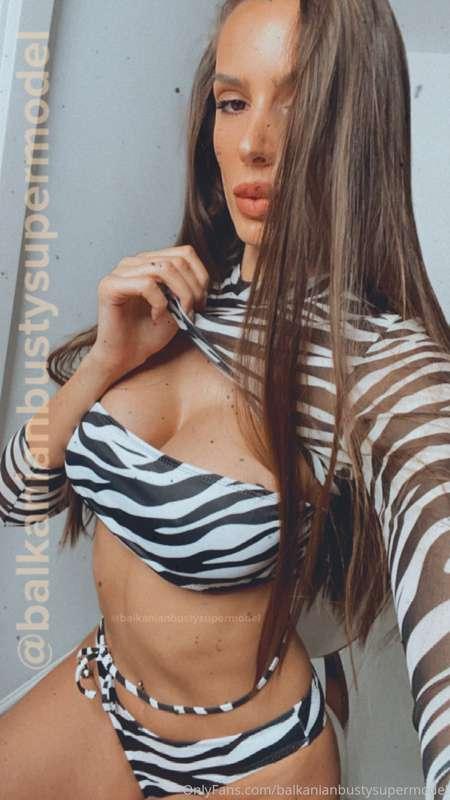 🦋check my dm🦋