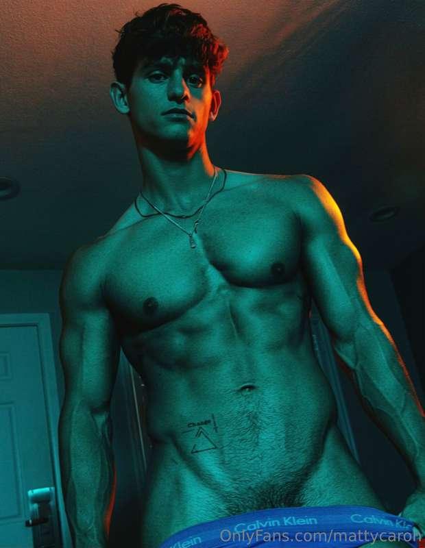 Trust me, it’s big 🍆😈