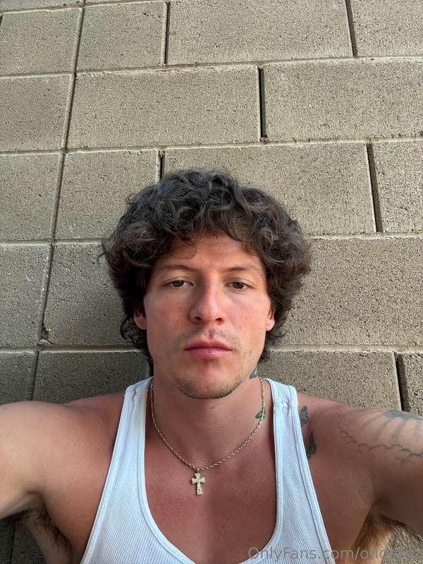 POV: Me looking down at you about to give me the sloppiest h..
