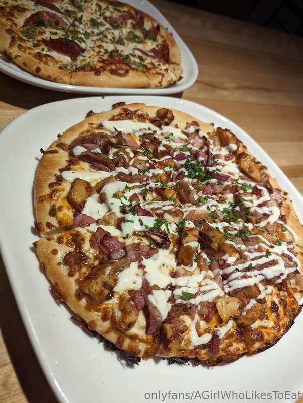 LOVE BOSTON PIZZA. 🤤