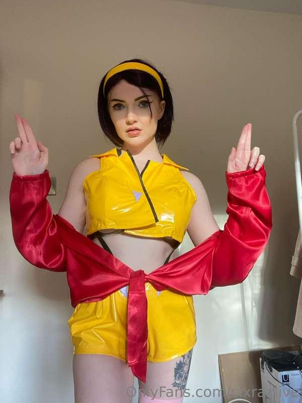 anyone else used to fancy faye valentine from cowboy bebop? ..