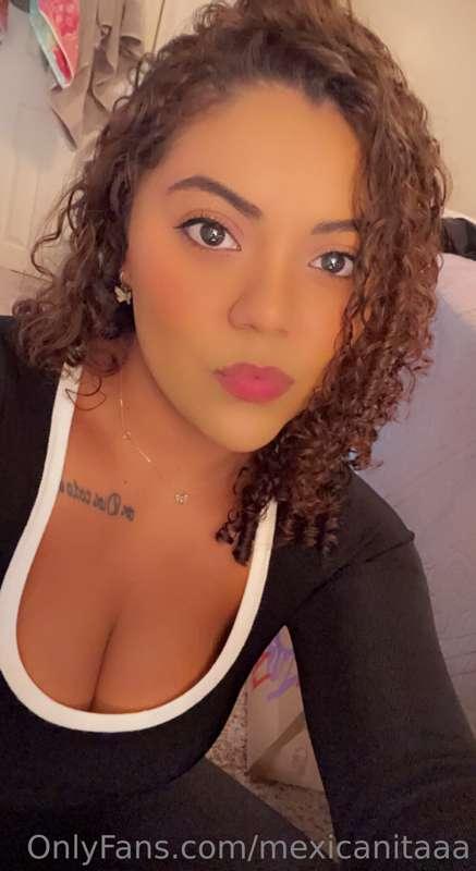 Happy Saturday babes 😘