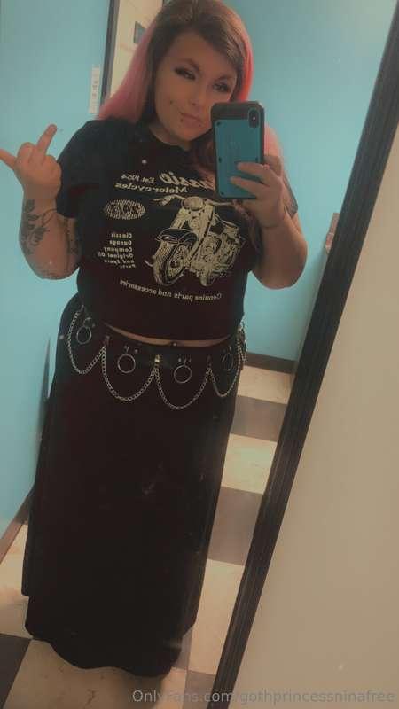 gothprincessninafree image #0