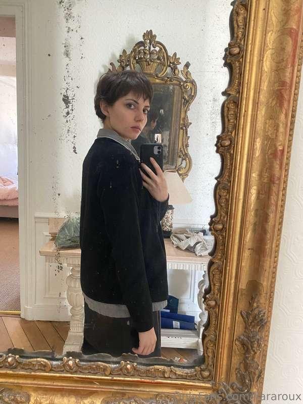 Do you like this outfit? ;)