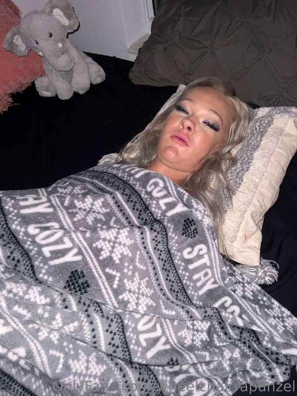Waiting for you to lay next to me like: