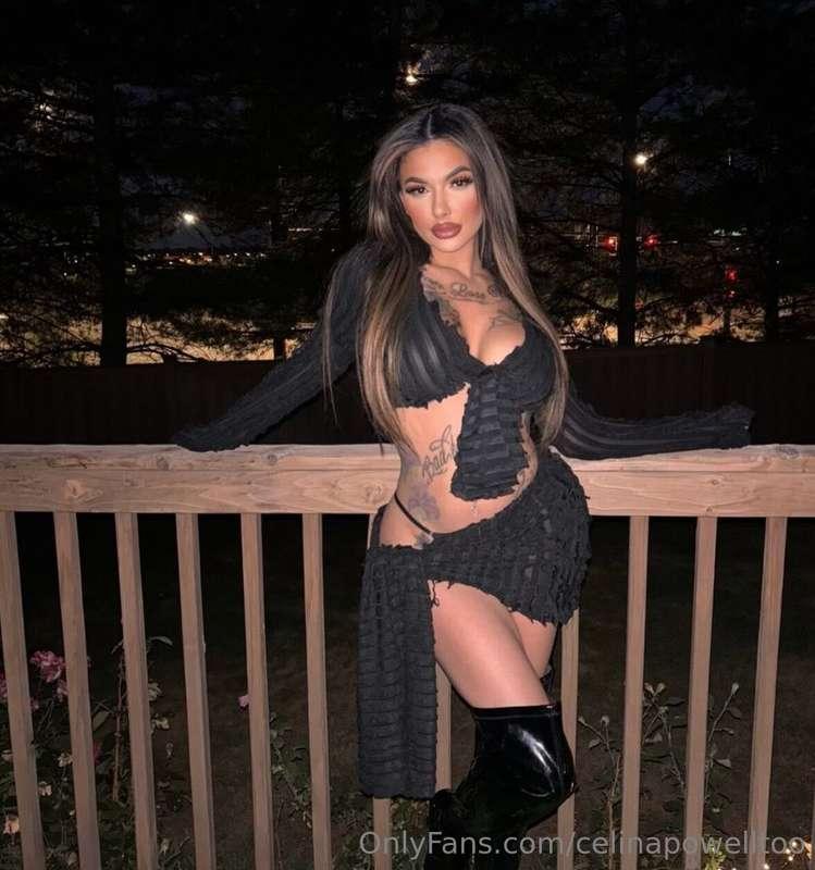 ready to slay the night... as always😘