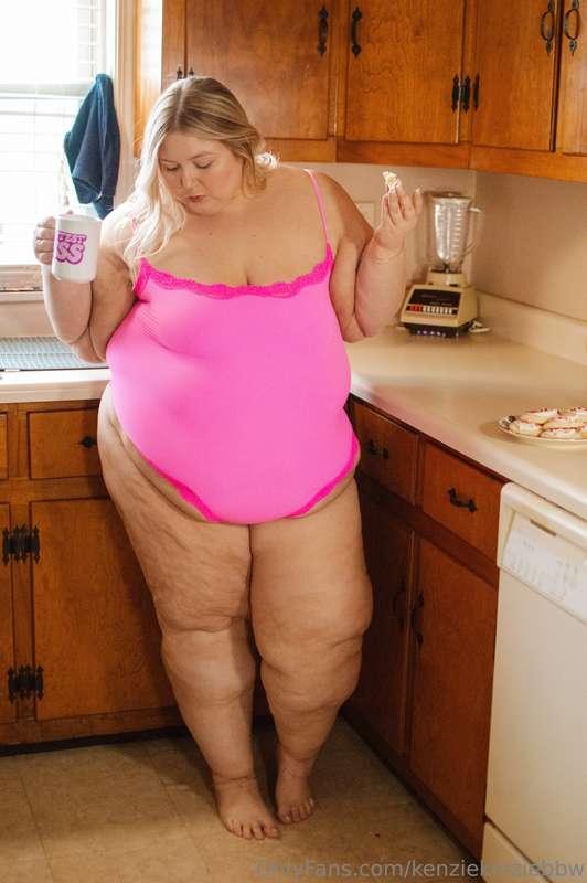 kenziekinziebbw image #9