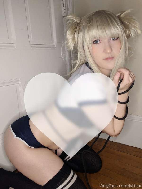 Toga Himiko gym uniform lewds! This is the tiniest gym unifo..