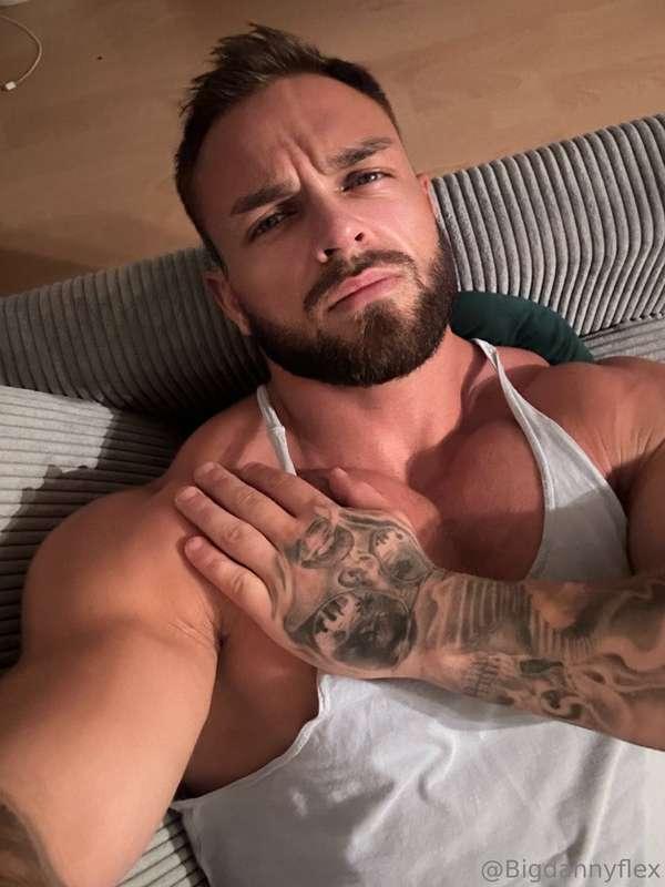My bed is quite big, come and join me, do you have a reason ..