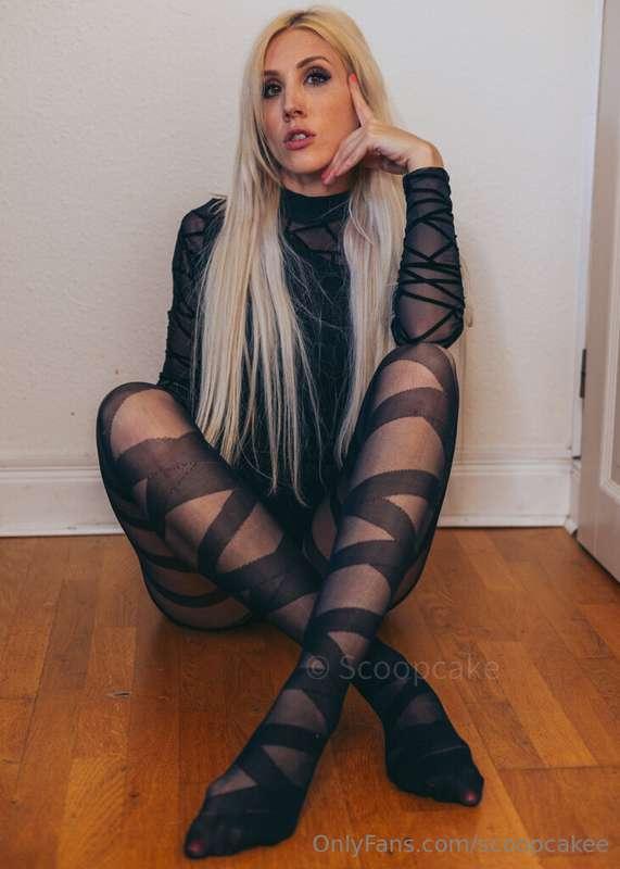 Sweet good morning! If you want to see more just check out m..