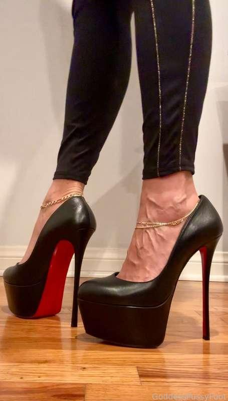 goddesspussyfoot image #1