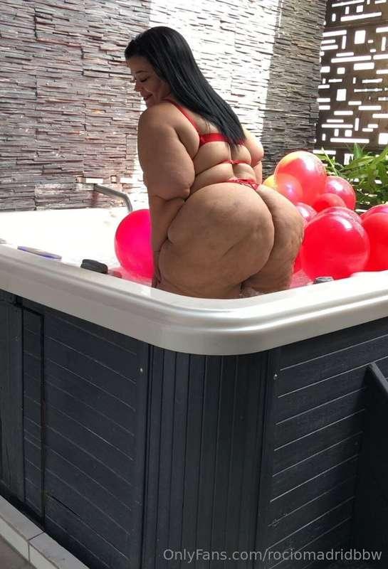 I'm in my jacuzzi waiting for you to celebrate together, I l..