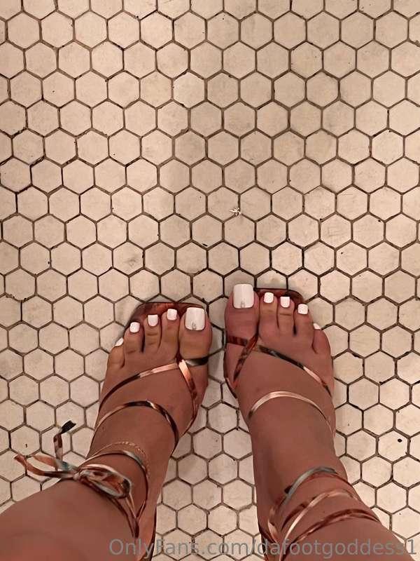 dafootgoddess1 image #1