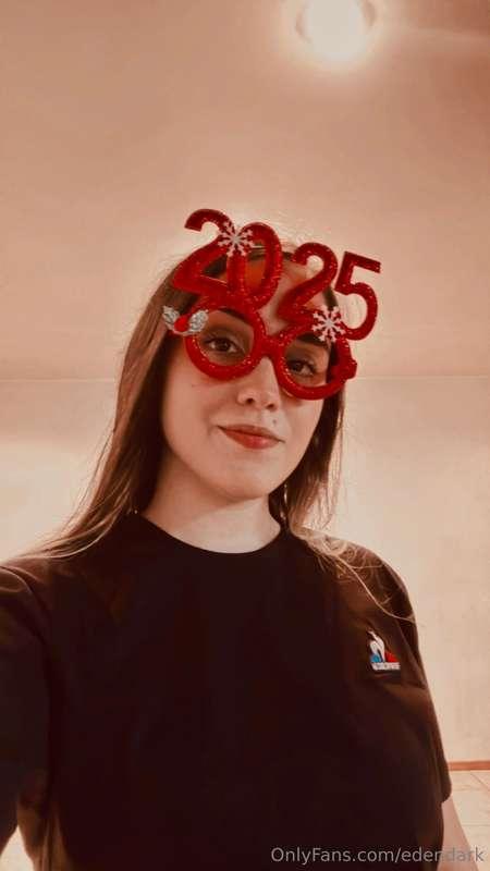 ❤️‍🔥Happy new year to all my subs ❤️‍🔥❣️Let’s keep having fu..