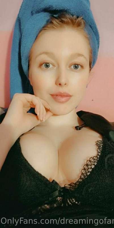 Just got out of the shower! Tip for nips 🙊