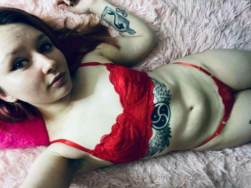 Head over to my paid page for only $3 to see me online daily..