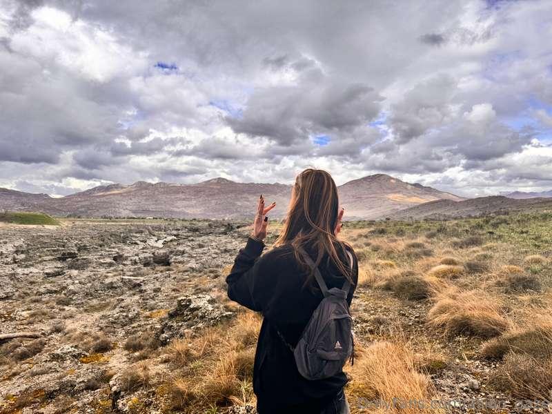 Mountains - When I look at the huge rocks inside I want to d..