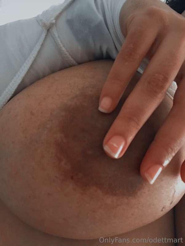 Mira tu mensajería y desbloquea la ultima foto 🤤🤤🤤🤤🤤 la verd..