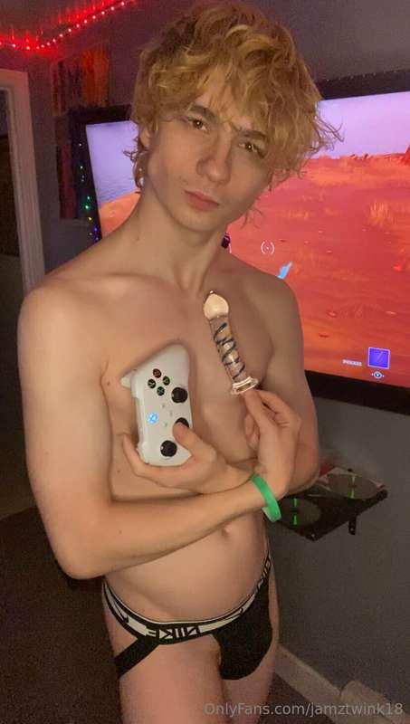 fortnite or fuck sesh?