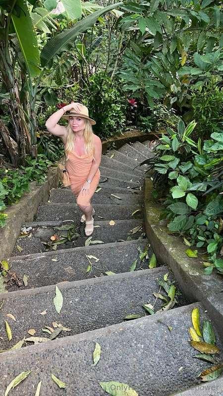 I've got tons of content from my trip to Asia... 🌄 Want to s..