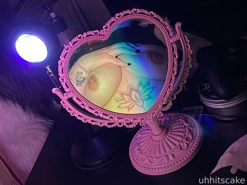 uhhitscake image #24