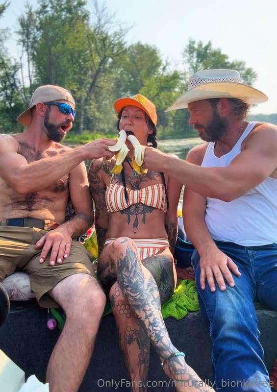 New MFM DP pussy video!! Scroll down or check your messages!..