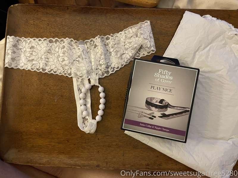 I LOVE getting gifts from fans❤️ Can’t wait to make some HOT..
