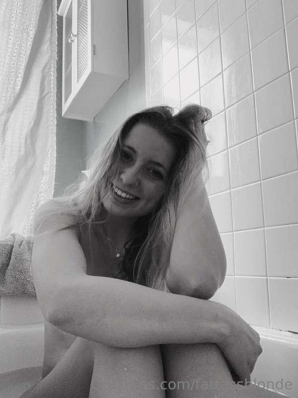 GOOD MORNING! I decided to take a bath last night and took s..