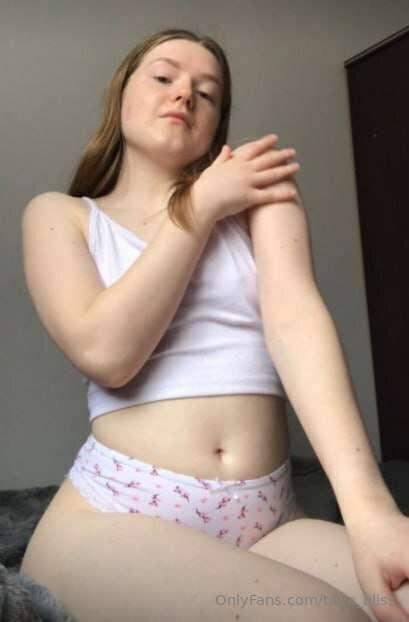Hey dear! I'm Wendy @wendy_baby_girl ✌️I'm quite new here🥰❤️..