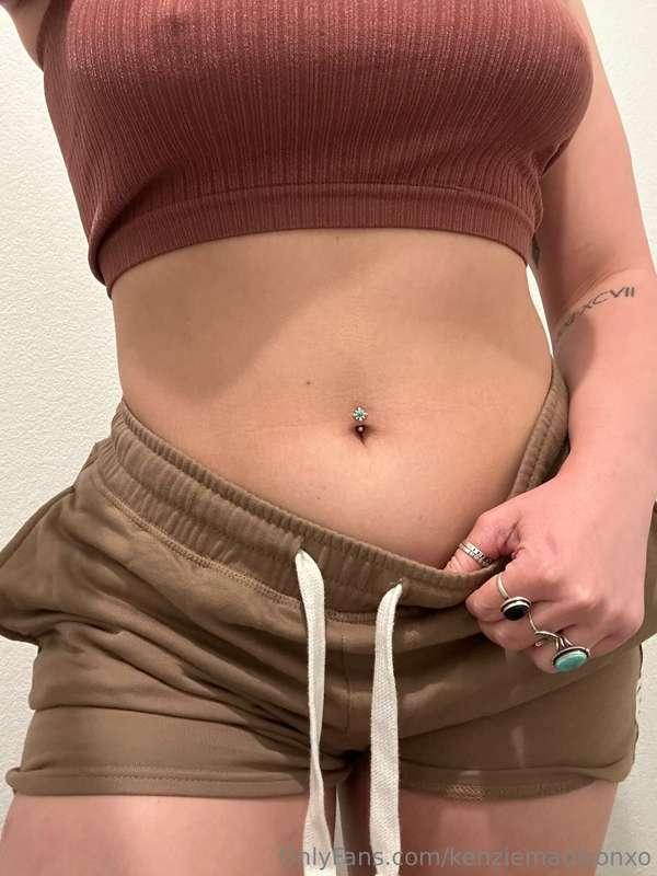 Come lick it 👅