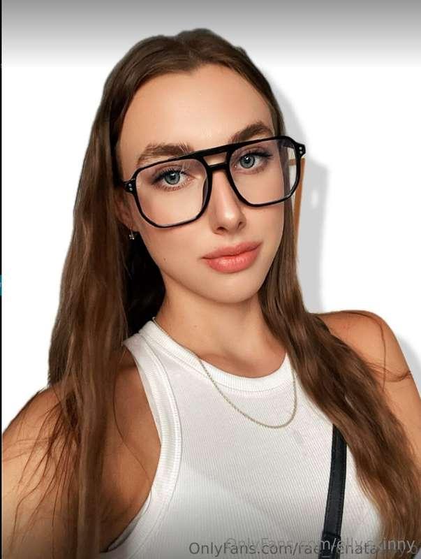 @rae_renata18y.o Your personal sex-doll🤤 @rae_renata18y.o mo..