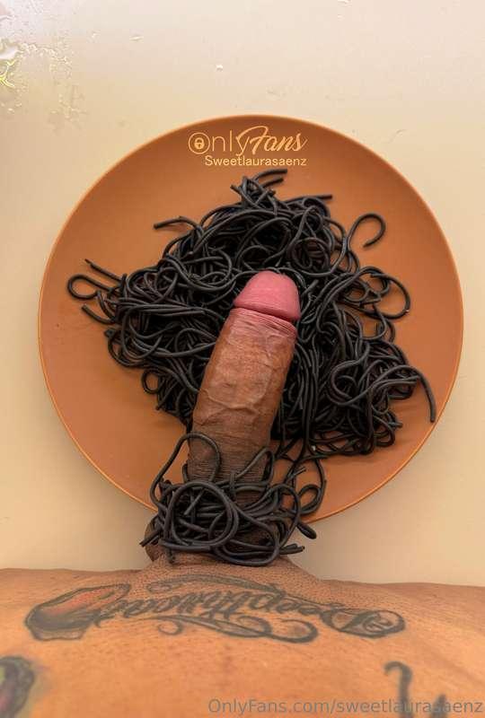 sweetlaurasaenz image #1