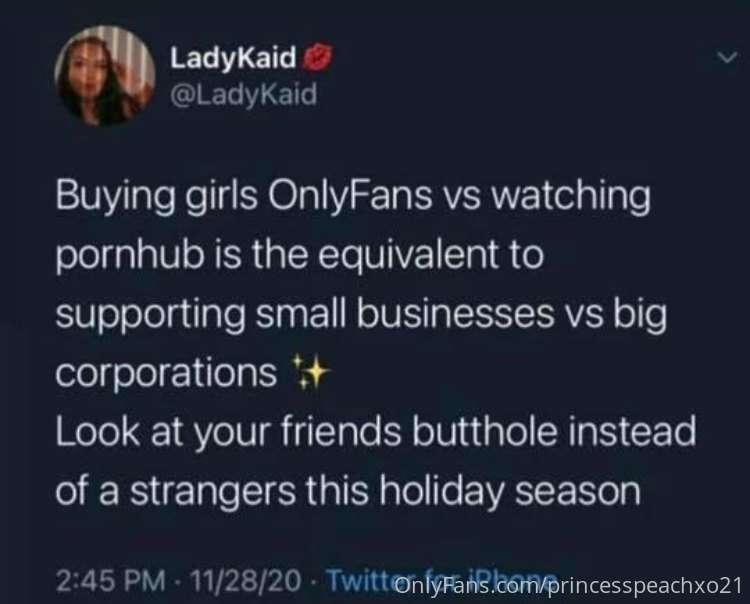 YAAASSS. 🎄♥️💦