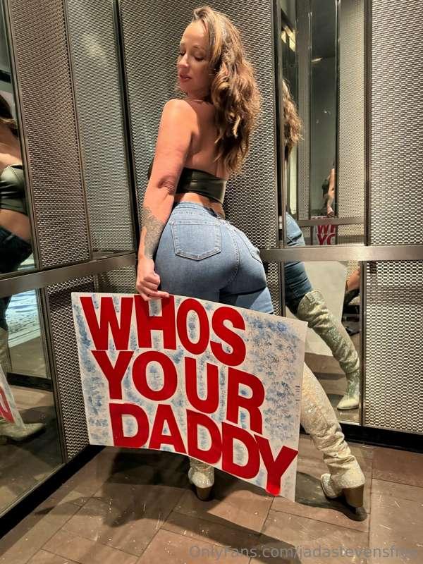 I’m your daddy now  
❤️❤️❤️❤️❤️❤️❤️

@jadastevens420