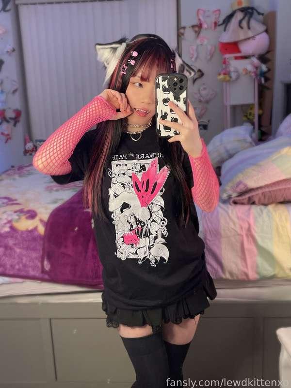 lewdkittenxo image #1