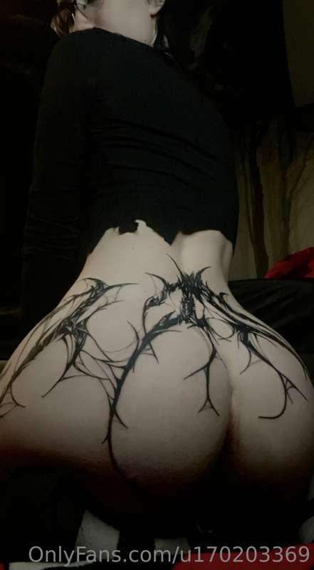 New ink 👅
