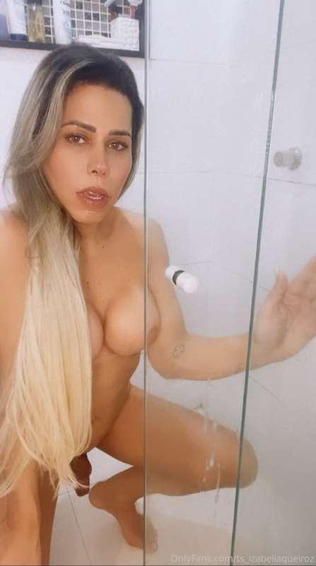 would you like to lick my cum?  DM me ✅😈