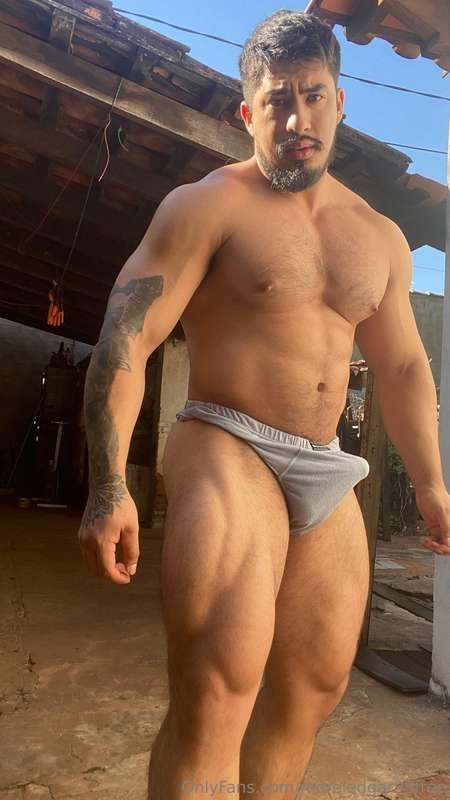 Con la pija dura 🔥🍆