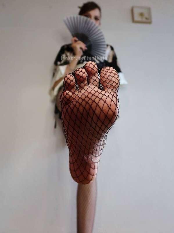 temikmiufeet image #0
