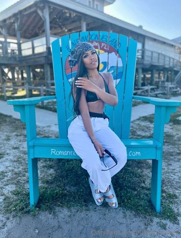 You know where to find me🦋🤍