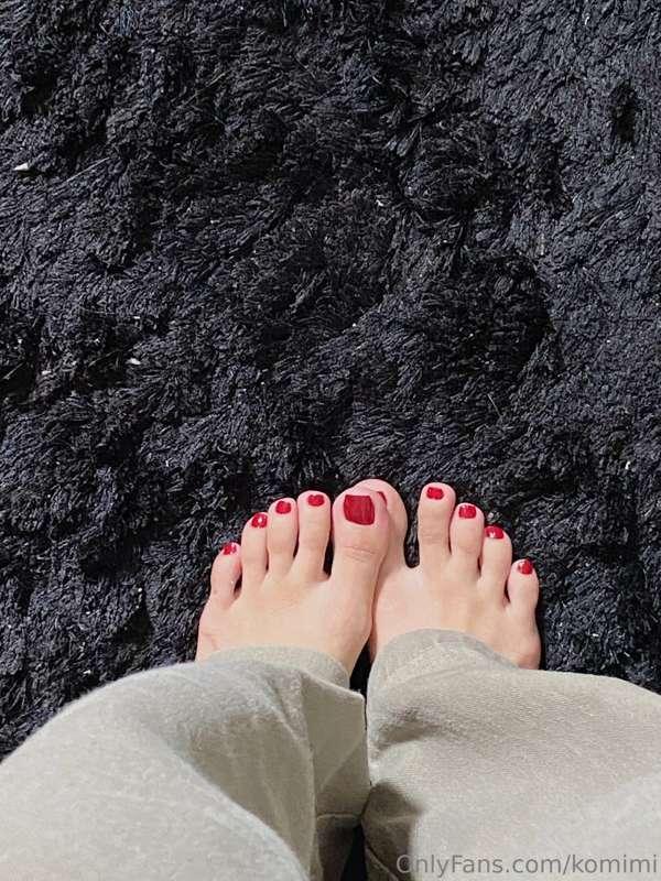 I got my nails done today for christmas! Do you think it loo..