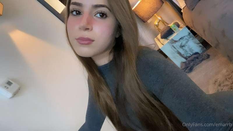 cold n lonely, wanna cum warm me up?