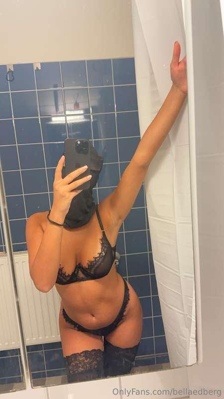 Omg kan ej fatta att min sexiga kompis @sandranasser , Äntli..