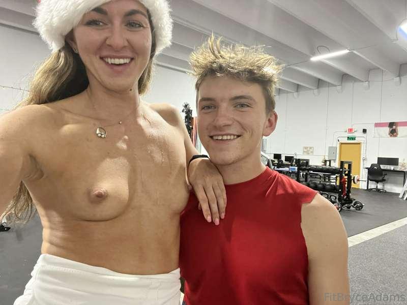 @tylertheintern & I last Christmas... Before & after 😆